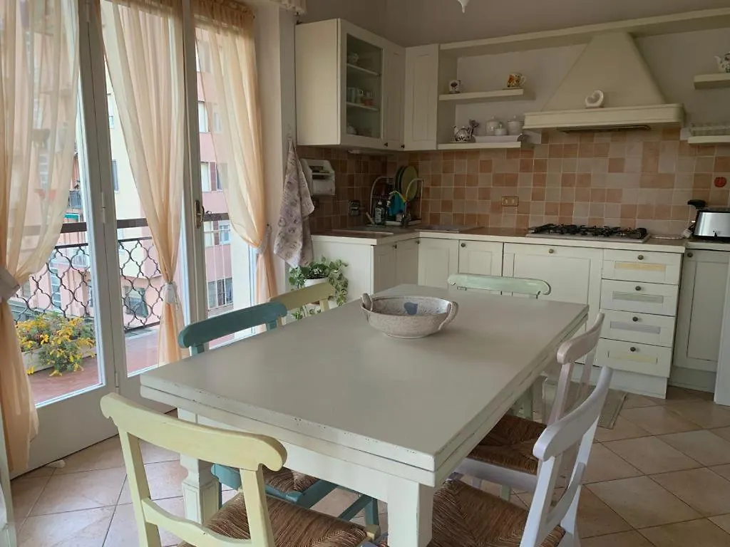 Apartment Casa Viola Vicino Al Mare By Smart-Home Vallecrosia